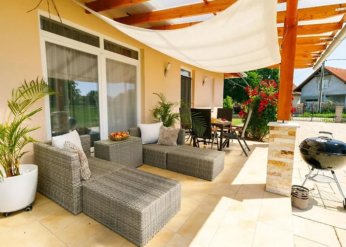 Holiday home Paola By Interhome Balatonszemes